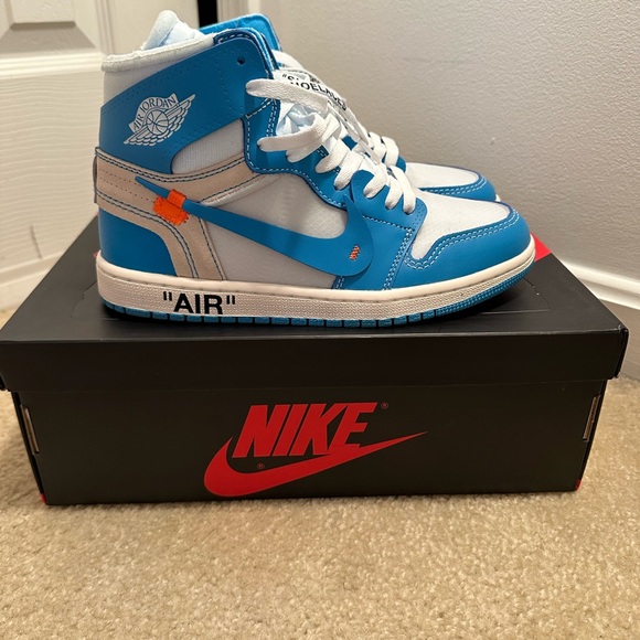 Nike Air Jordan 1 High x Off-White UNC Size 7.5 - Picture 2 of 8